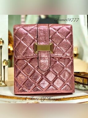 🌸 Metallic Quilted Crossbody Bag — Pink